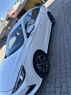 ئێم جی GT